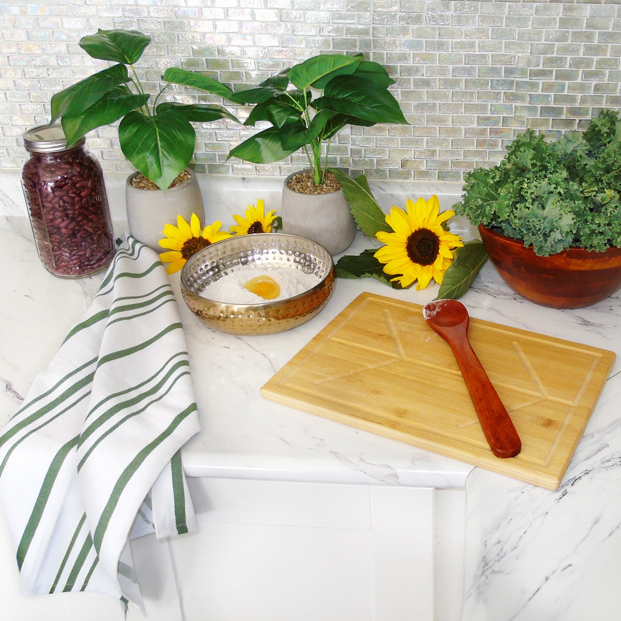 How Sure Grip Kitchen Towels Enhance Your Cooking Experience